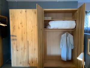 Team 7 Kleiderschrank Eiche (2)